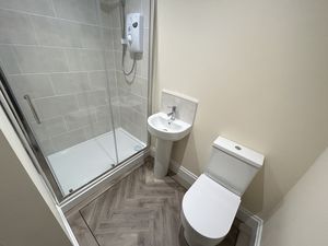 Photo 16- click for photo gallery